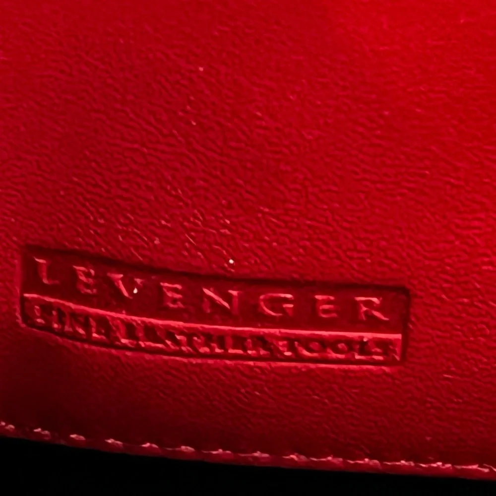 Levenger Briefcase Laptop Messenger Bag Red Leather Shoulder Strap Vintage
